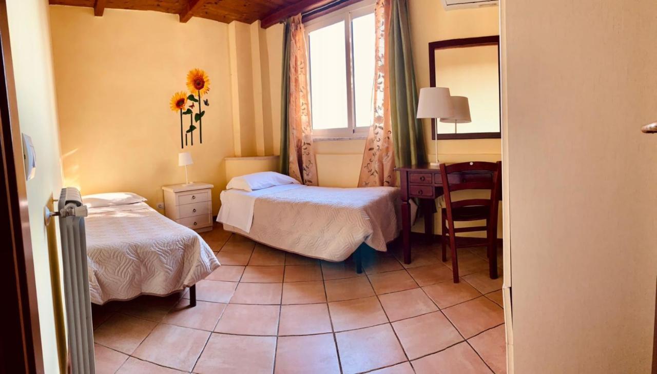 Bed and Breakfast Il Casale Di Gardenia Cesano Exterior foto